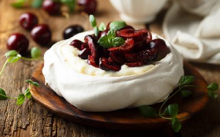 Tort Pawłowa: przepis na bezę Pavlova