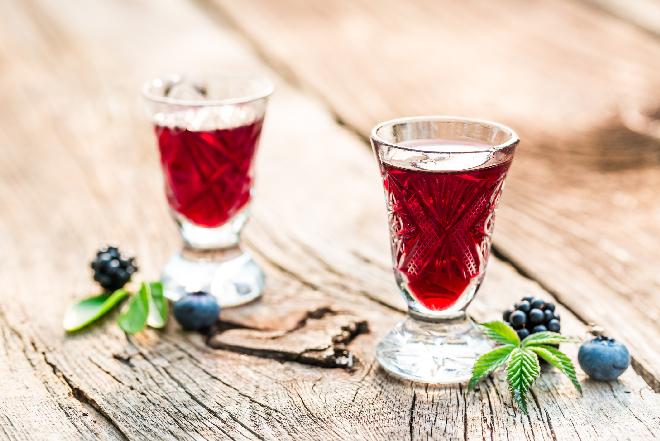 Nalewka z jagód: przepis na nalewkę jagodową